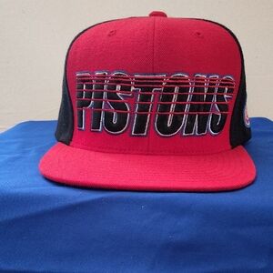 Mitchell & Ness Red and Black Pistons Hat